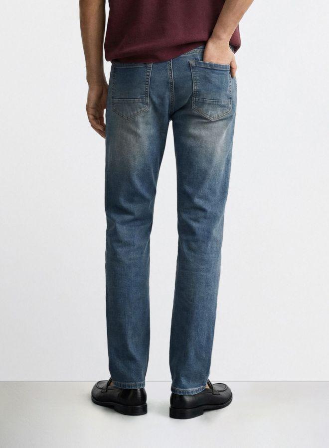 The Indian Garage Co Men Slim Fit Solid Scoop Pocket Mid-Rise Jeans - Image 2